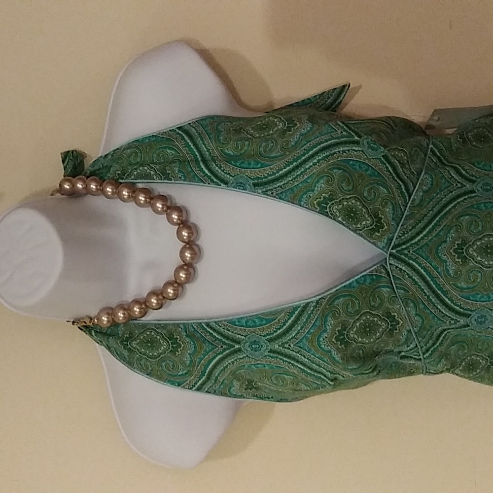 Dress - Picture 4 of 7